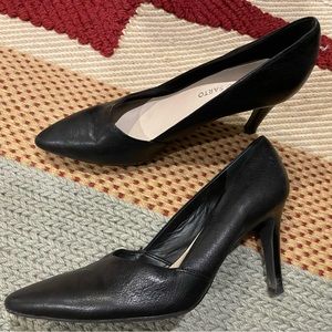 Franco sarto black leather heels. 2 inches. Worn but look great on.